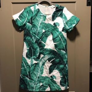 Red Dress Boutique Short Sleeve Tropical Shift